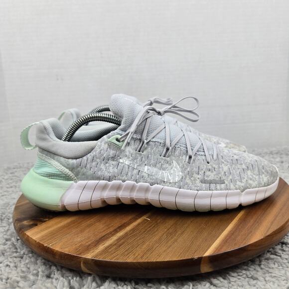 Nike Womens 10 Free RN 5.0 Pure Platinum Mint Foam Athletic Daily Running Shoe - Picture 3 of 12